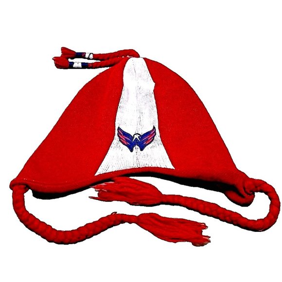 Old Time Hockey Washington Capitals Tasseled Beanie Winter Cap/Hat Red/White NHL - Picture 1 of 6